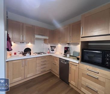 Location Appartement 4 pièces 86m² NEUVILLE SUR SAONE 69250 - Photo 6