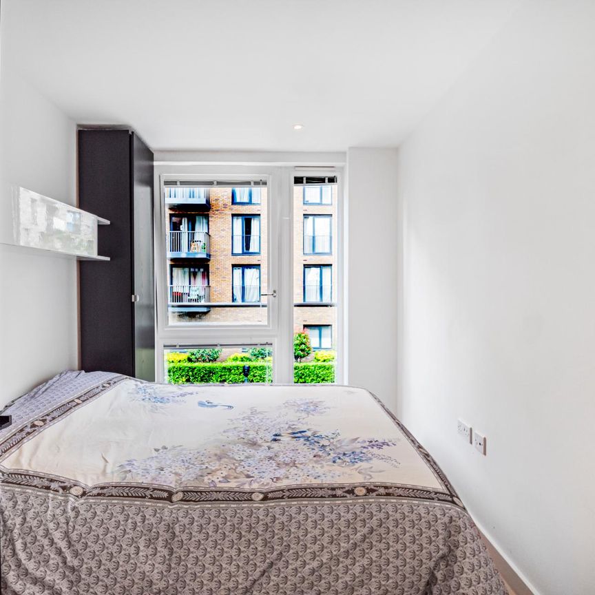 Endeavour House, Ashton Reach - Photo 1