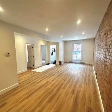 Desirable Mile End Location. Newly Renovated Large 2+ Bedroom - Photo 3