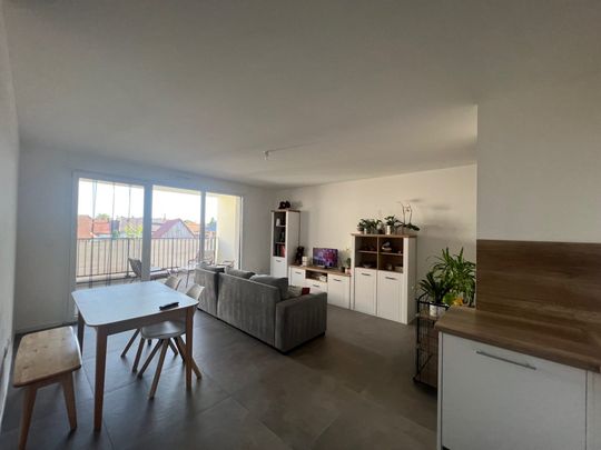 Location Appartement 4 pièces 79m² OBERSCHAEFFOLSHEIM 67203 - Photo 1
