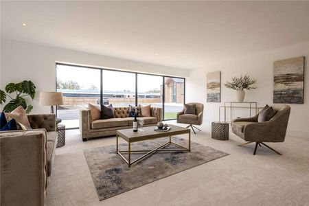 Beautifully designed, high specification, spacious detached contemporary family homes with an abundance of space and light. - Photo 3