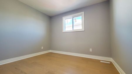 For Lease - 20 Rakewood Crescent, Toronto, Ontario - Photo 3