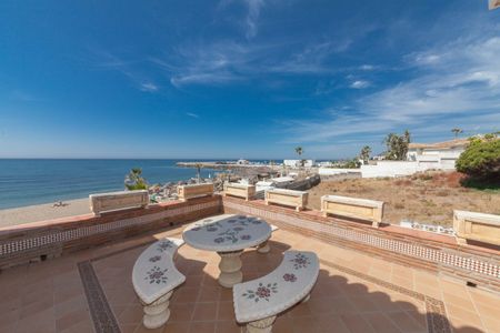 769991 - Villa For rent in Cabopino, Marbella, Málaga, Spain - Photo 3