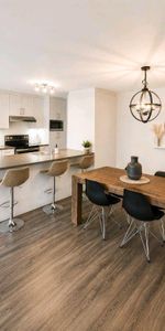 🔥 1 MOIS GRATUIT | Condo 4 et demi sur 2 étages | Internet inclus | Val-Bélair - Photo 3