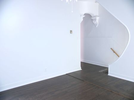 For Lease - 10 Earnbridge Street Unit# Upper, Toronto, Ontario - Photo 5