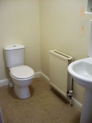 Huddersfield Road - Photo 4