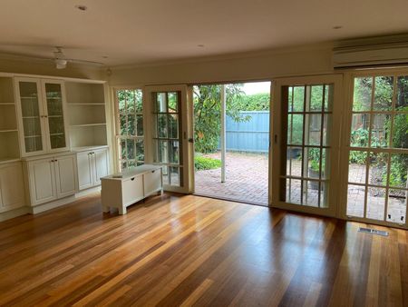 21 Hambledon Road, Hawthorn - Photo 3