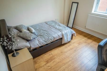 Schuster Road, Manchester, M14 - Photo 2