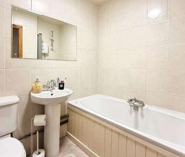 High Street, Macclesfield, SK11 - Photo 6