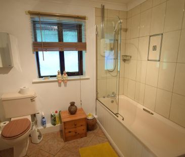 1 bedroom property to rent - Photo 3
