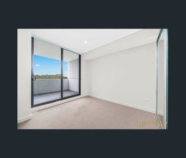 Elevate Your Lifestyle in a Stylish One-Bedroom Apartment - Photo 2