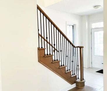 120 PORT CRESCENT - Photo 5