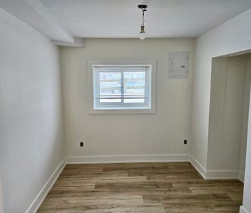 For Lease - 52 Peter Street Unit# 1, Mississauga, Ontario - Photo 2
