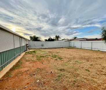 46 WAINWRIGHT STREET, WHYALLA STUART - Photo 3