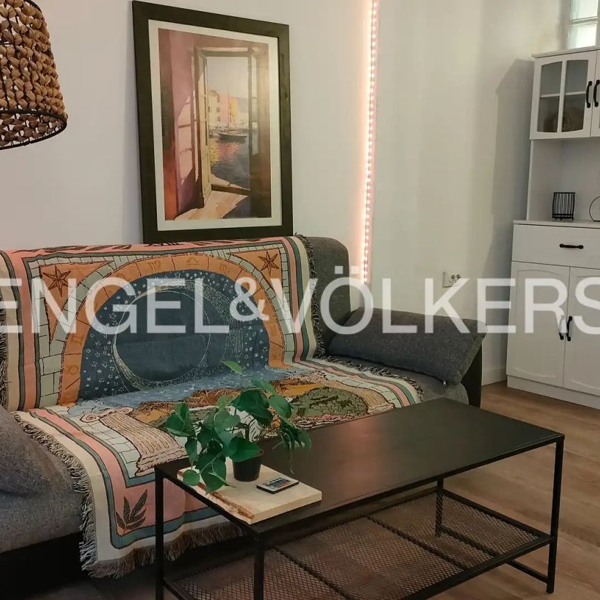 Piso de alquiler en Carrer de la Reina, El Cabanyal - El Canyamelar - Foto 1