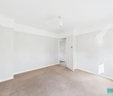 2 bedroom end of terrace house to rent - Photo 4
