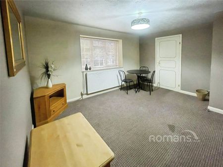 1 bedroom apartment to rent - Photo 2