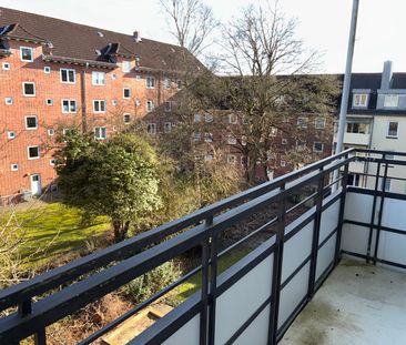 Altbauliebhaber aufgepasst! 2-Zimmerwohnung mit Balkon - Foto 3