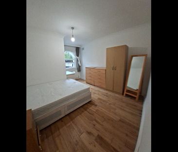 Room in a Shared Flat, Hornsey Road, N7 - Photo 1