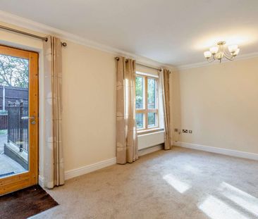 A well presented town house set in a popular gated development clos... - Photo 2