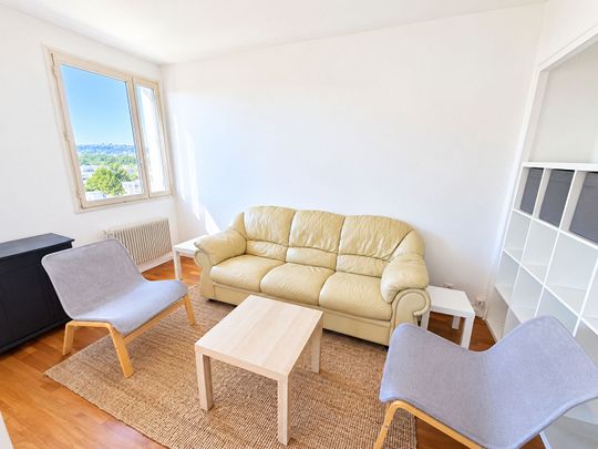 Location Appartement 4 pièces 100m² - Photo 1