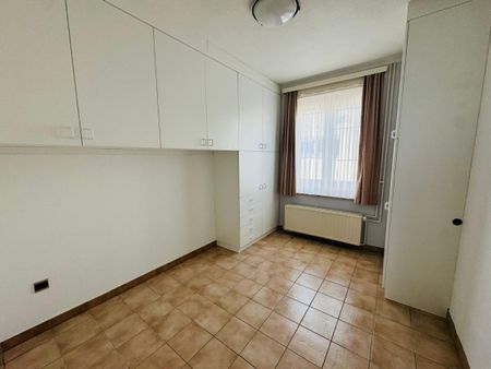 Instapklare gezinswoning met 3 slpks en koer in Schulen - Photo 2