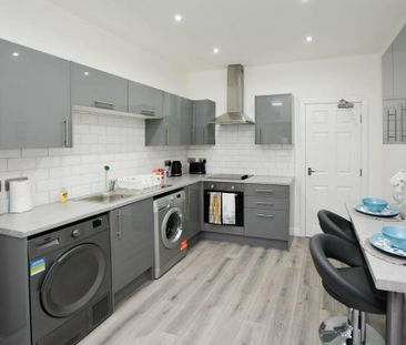 1 bedroom in a house share to rent - Photo 4