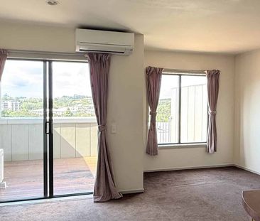 Stylish Townhouse Living in Lucas Point - Photo 5