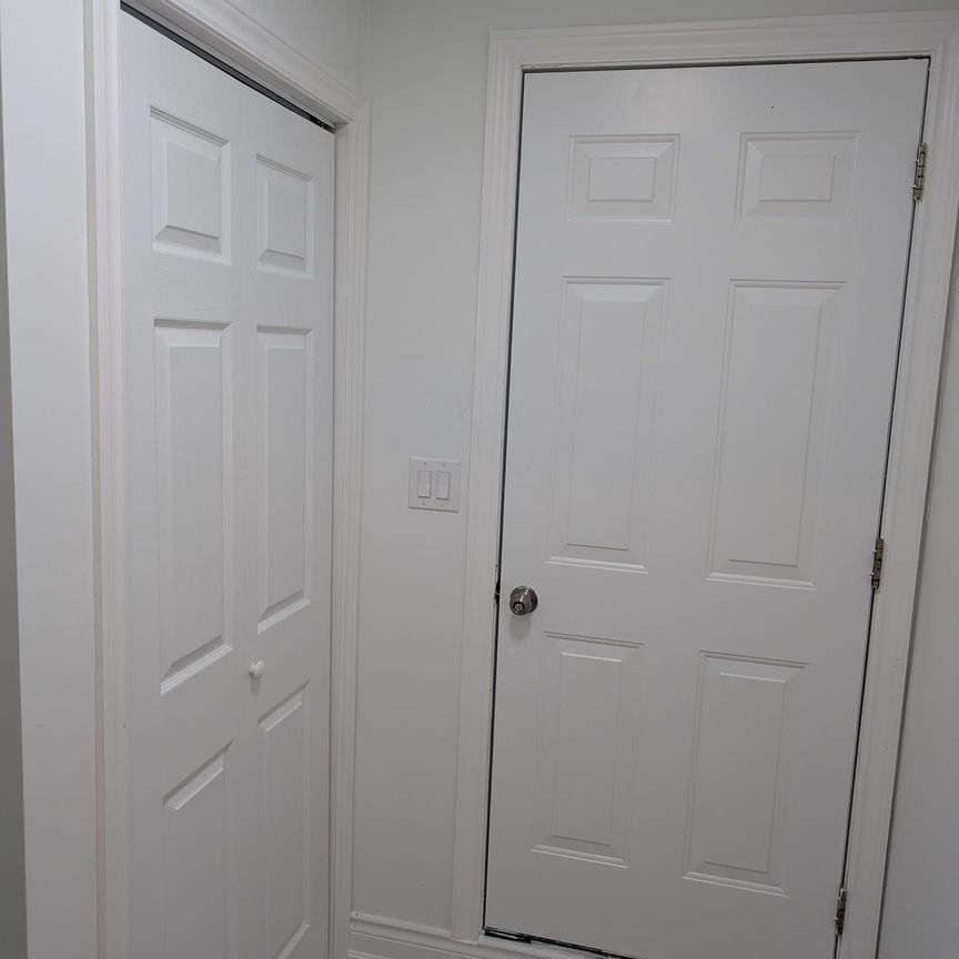 For Lease - 198 willowbrook Drive Unit# Basement, Whitby, Ontario - Photo 1