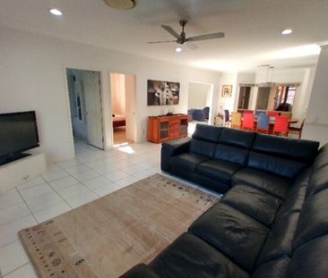 Sunnybank Hills - Photo 2