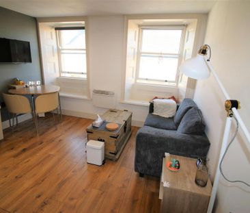 1 bedroom private hall to rent - Photo 4