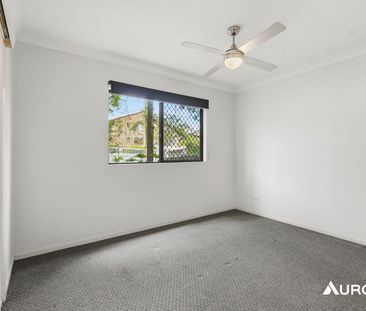Ground Floor Elegance in the Heart of Clayfield - Photo 4