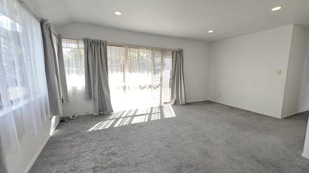 Property Management182D Mokoia Road, Birkenhead - House for Rent - Photo 1