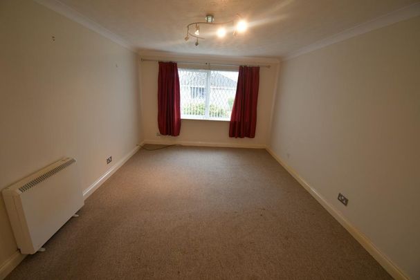 2 bedroom semi-detached bungalow to rent - Photo 1