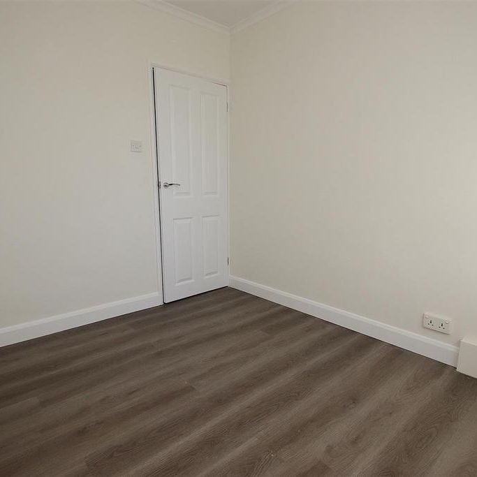 2 bedroom maisonette to rent - Photo 1