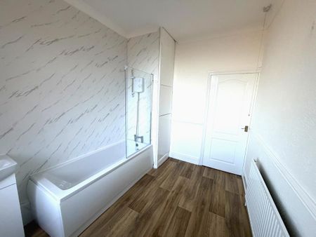 2 bedroom terraced house to rent - Photo 2