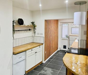 2 bedroom terraced house to rent - Photo 1