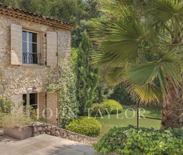 Maison à louer La Colle Sur Loup, Cote d'Azur, France15 000 EUR / Mois - Photo 2
