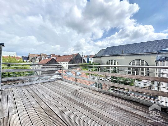 SCHAERBEEK - PRACHTIG DUPLEX MET 3 SLAAPKAMERS + TERRAS - Photo 1