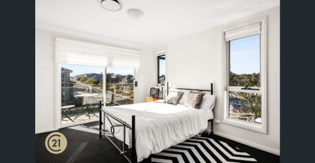 Stunning & Spacious Family Home - Photo 3