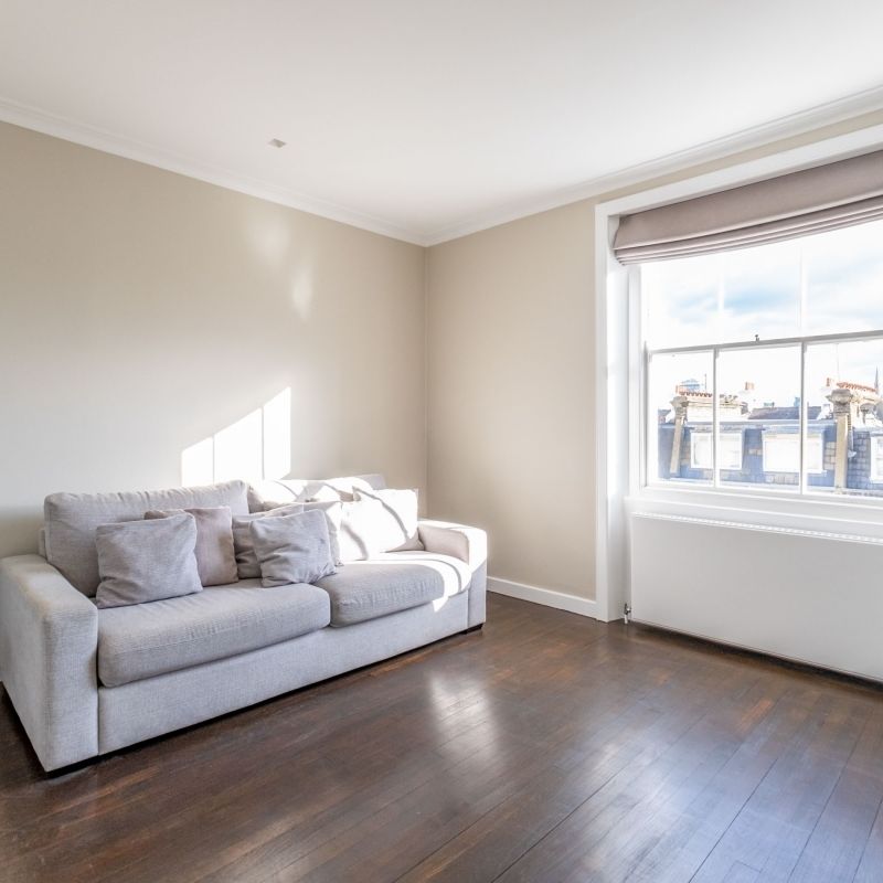 3 bedroom flat to rent - Photo 1