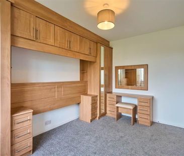 17 Robinson Road, Bangor, BT19 6NJ - Photo 4