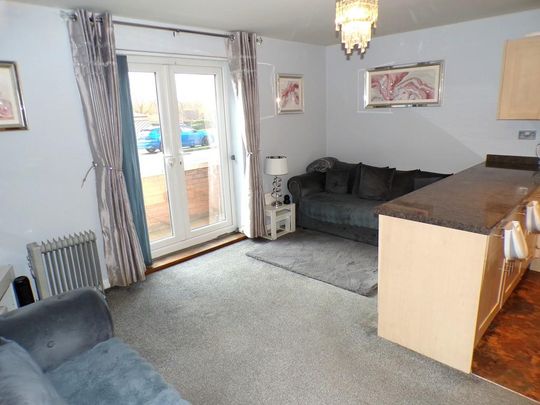 2 bedroom apartment to rent - Photo 1