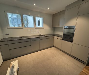 "Einzigartige 3.5-Zimmerwohnung mit Balkon" - Photo 3