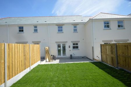 2 bedroom terraced house to rent - Photo 3
