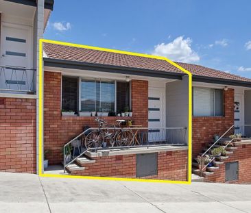 3/123 Brooks Street, Bar Beach NSW 2300 - Photo 5