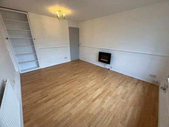 Bittern Close, Gosport - Photo 1