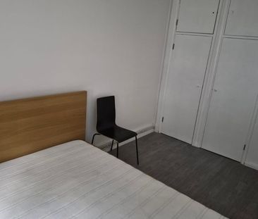 1 Bed Flat, Endymion Road, SW2 - Photo 4