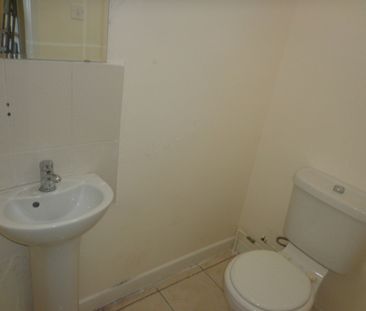 2 Bed Flat, Marlborough, W9 - Photo 6