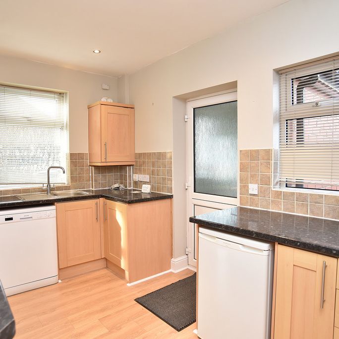 Church Avenue, Harrogate, HG1 4HG - Photo 1